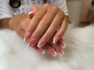 french-manucure-tendance